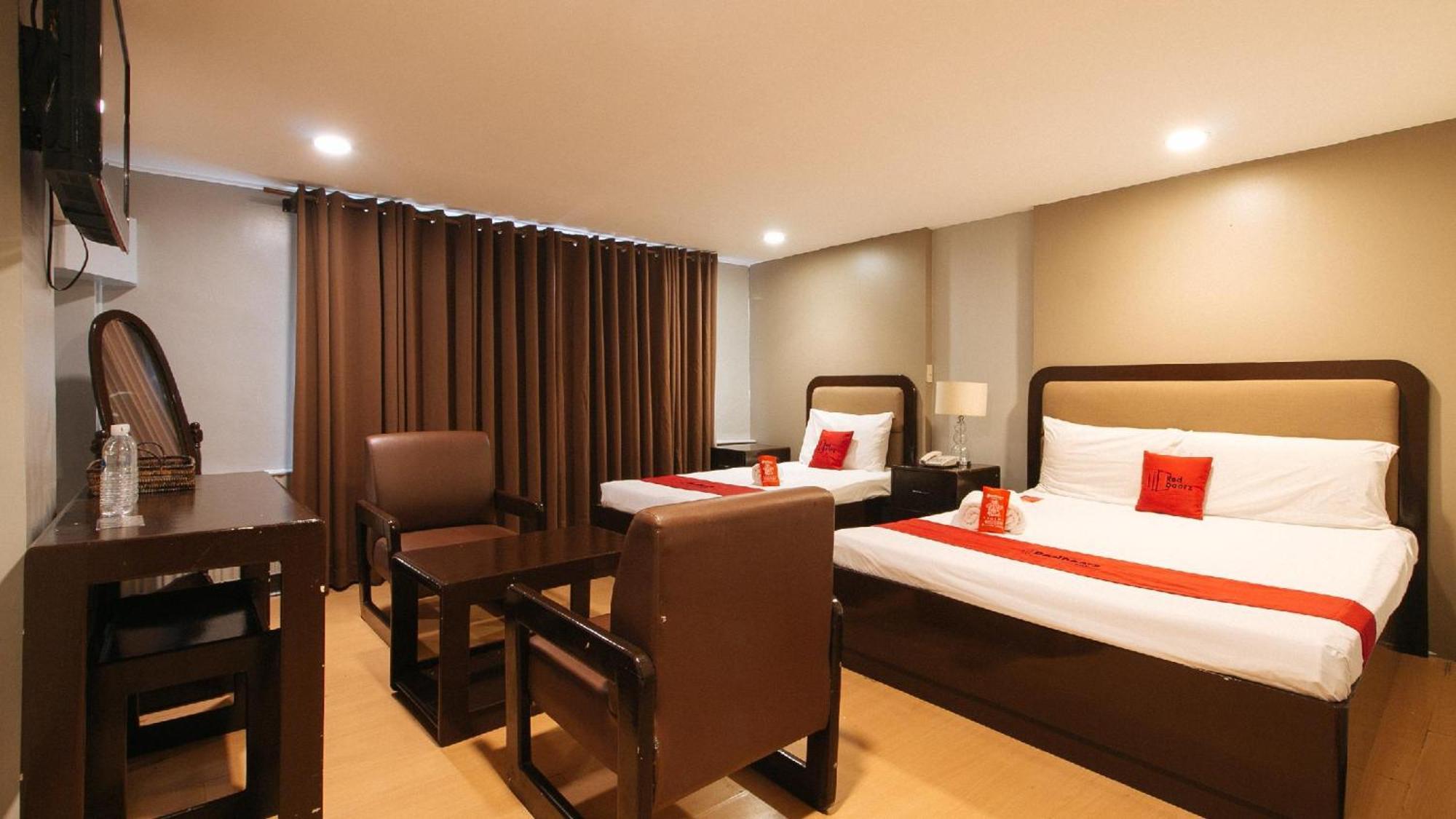 Reddoorz At Homa Resort Hotel Santiago  외부 사진