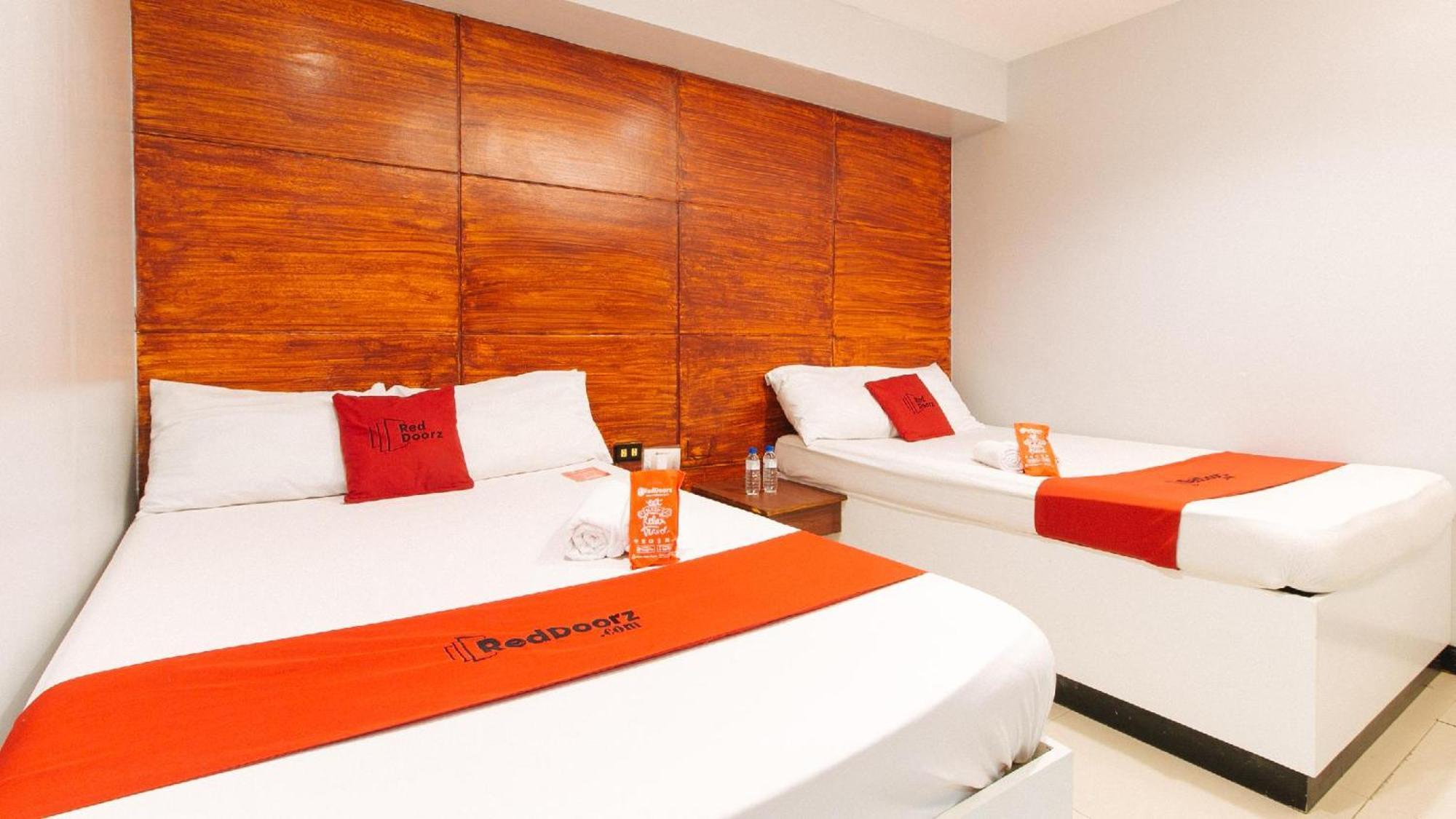 Reddoorz At Homa Resort Hotel Santiago  외부 사진