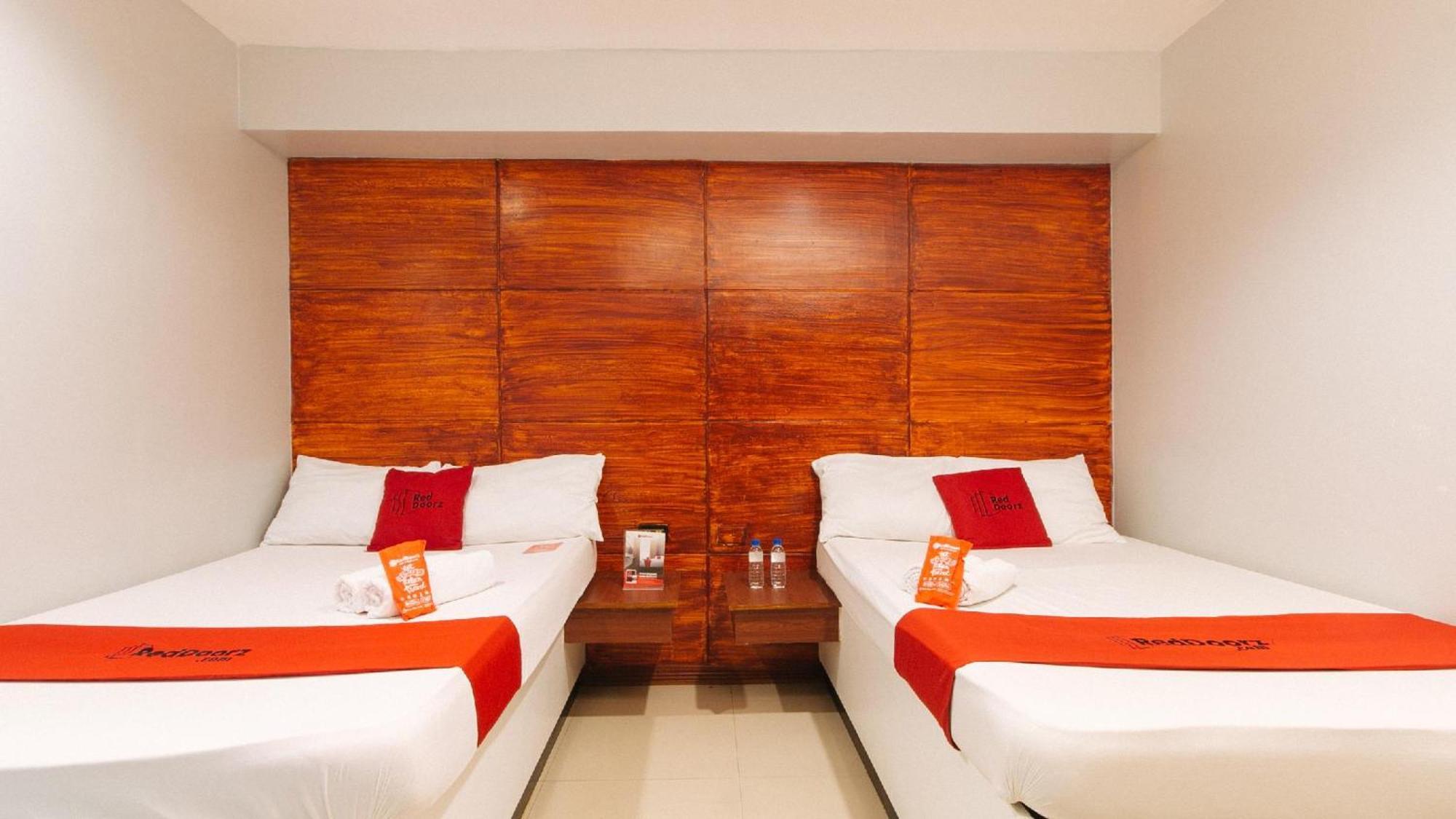 Reddoorz At Homa Resort Hotel Santiago  외부 사진